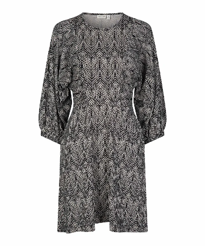 Gusa Three-Quarter Sleeve Dress